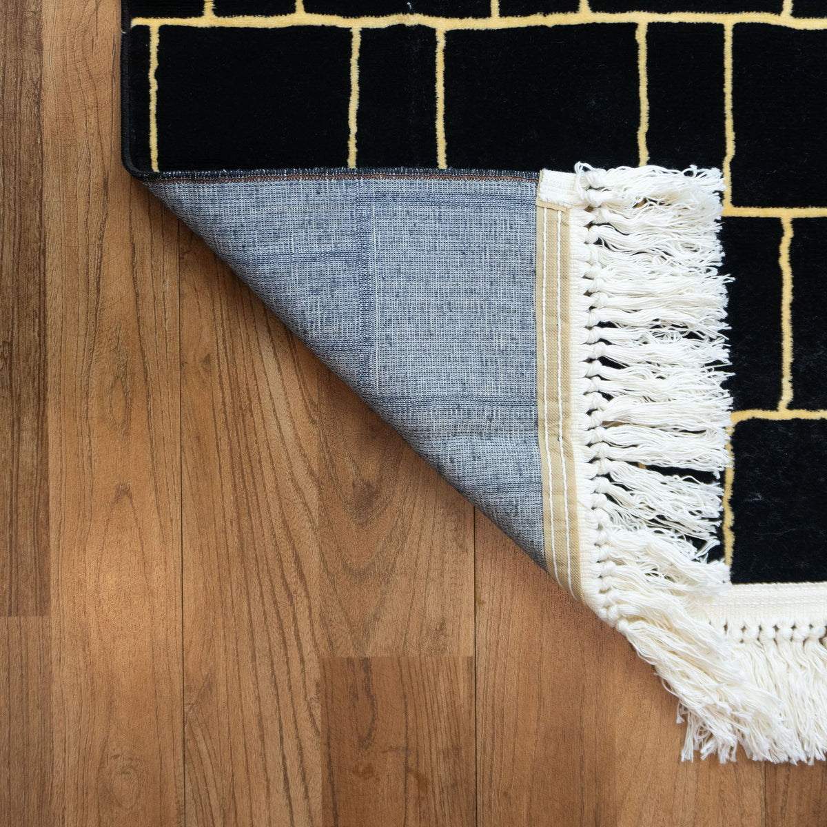 Al kaabah Wall Prayer Mat with Matching Hand Bag