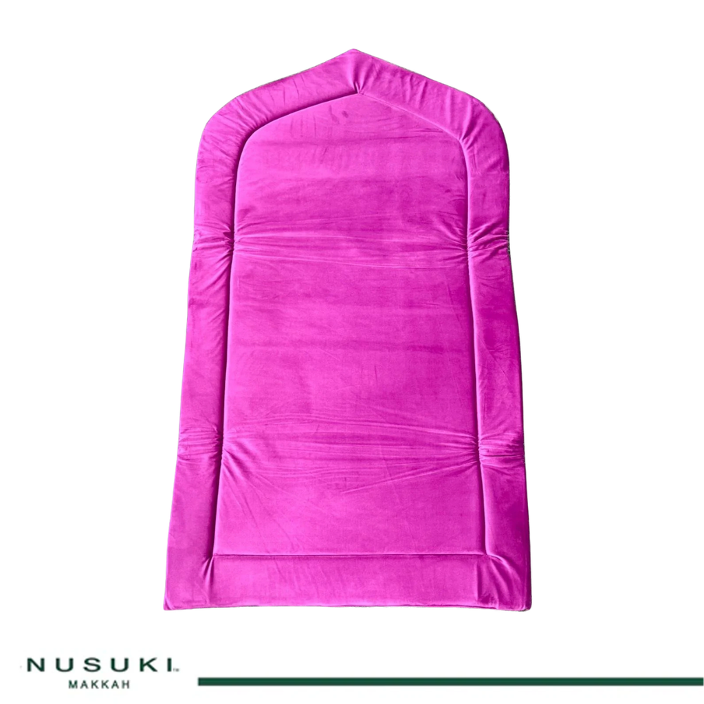 Nusuki Al Dhuhaa Luxury Padded Prayer Mat with Matching Carry Bag