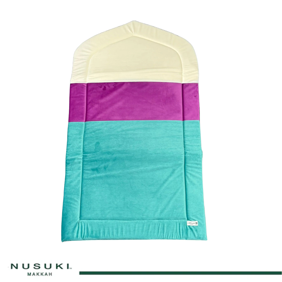 Nusuki Al Dhuhaa Luxury Padded Prayer Mat with Matching Carry Bag