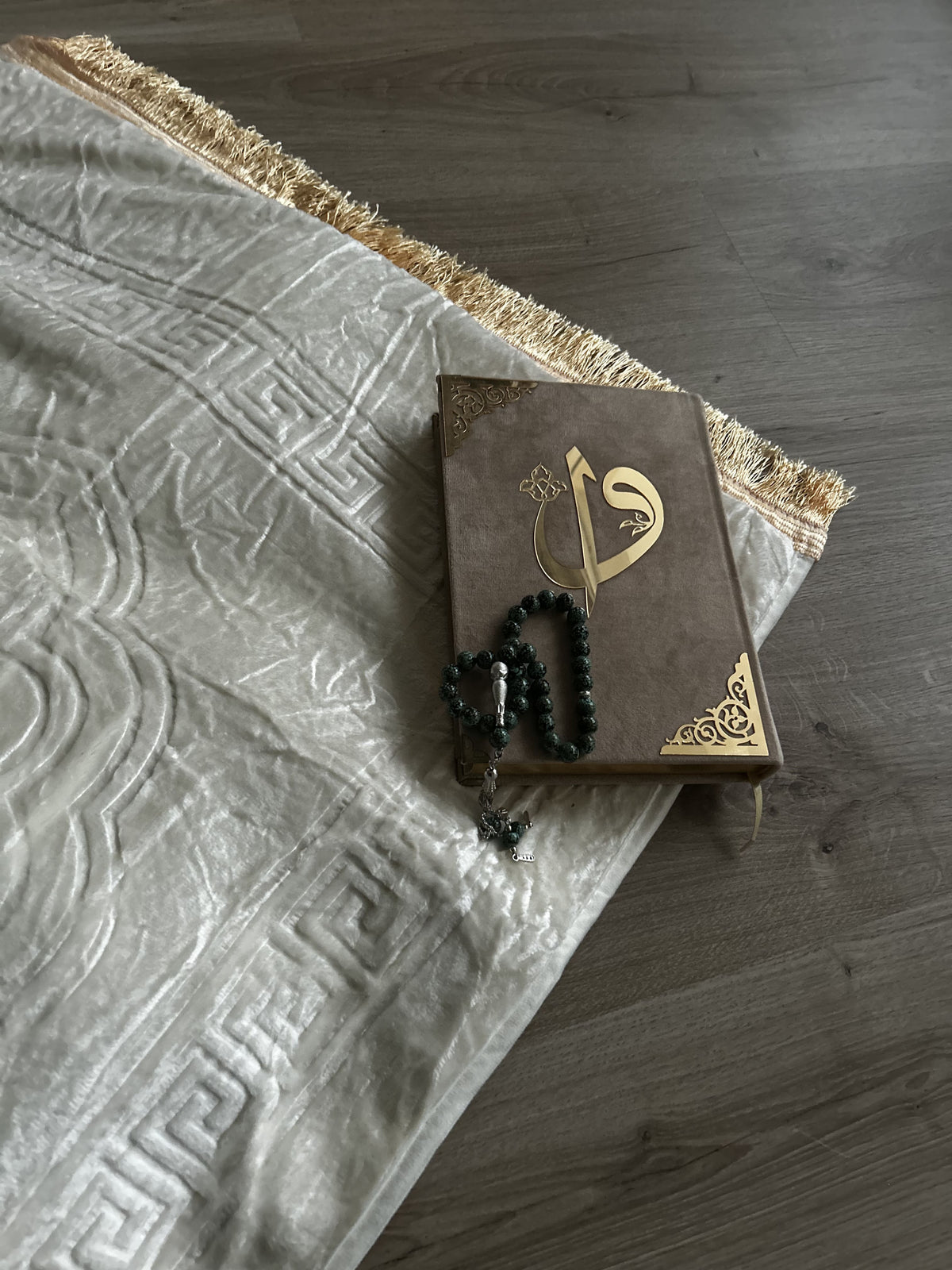 Ergonomic Prayer Mat with Raised Cushion